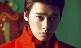 戚薇爆料李易峰视频