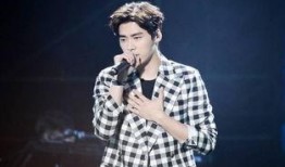 百万网红爆料李易峰视频,揭秘背后惊人真相！