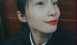 吃瓜网红小哥哥是谁呀视频,视频走红背后的故事